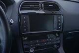 Jaguar F-Pace 2.0 25T 184kW - náhled 20
