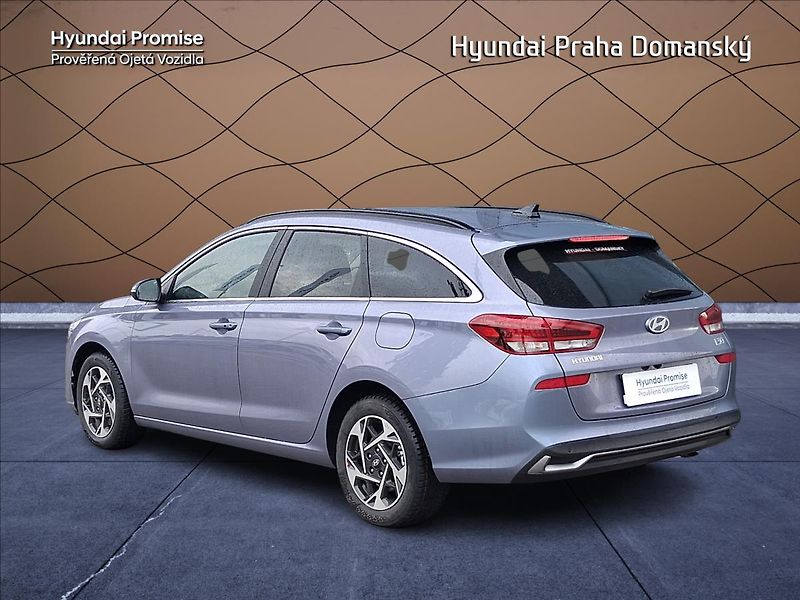 Hyundai i30 1,6   TGDI,DCT,Style Safety - fotka 4 z 9