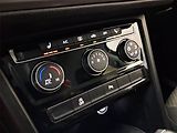 Volkswagen Touran (2016) Comfortline 1.6 TDI, Automat - náhled 19