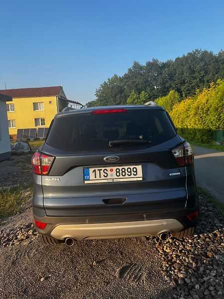 Ford Kuga (2018) 2 Titanium 1,5 EcoBoost, DPH - fotka 4 z 15