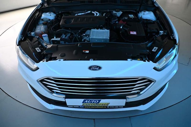 Ford Mondeo (2020) 2.0 LED SONY ACC TITANIUM Weba - fotka 33 z 37