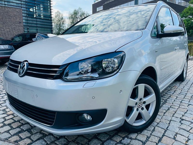 Volkswagen Touran 2.0TD MANUÁL 1MAJITEL SERVISKA - fotka 3 z 49