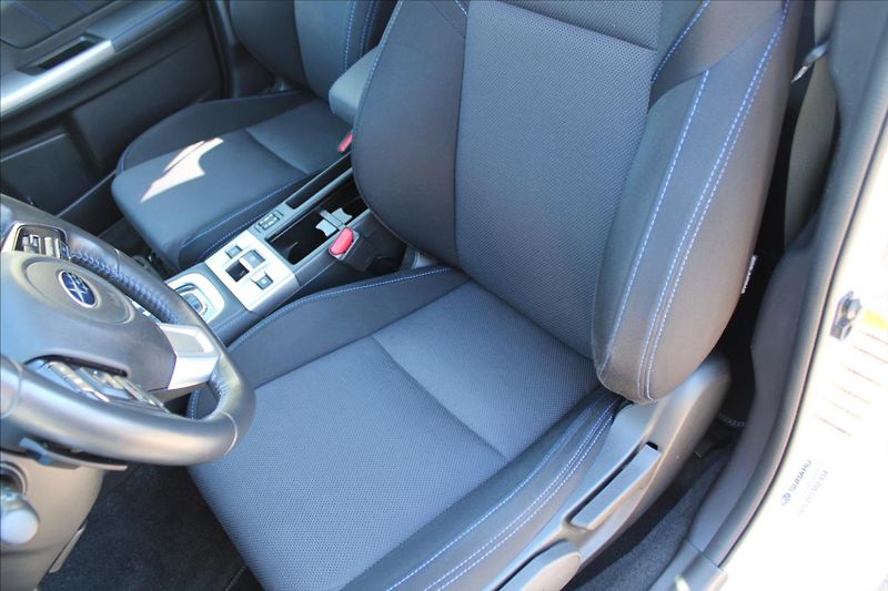 Subaru Levorg 1,6 GT-S  1.MAJ,A/T,4x4,28TKM - fotka 25 z 34