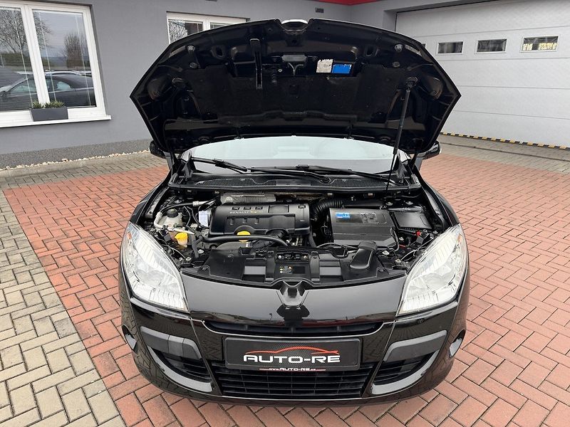 Renault Mégane (2011) 1.4TCe Navi Digi Klima - fotka 29 z 45