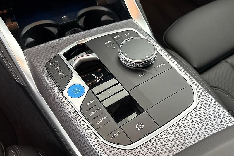 BMW i4 eDrive40 Gran Coupe - fotka 21 z 24