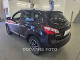 Nissan Qashqai (2012) 1.6 16V, ČR, panorama, autoAC - náhled 1