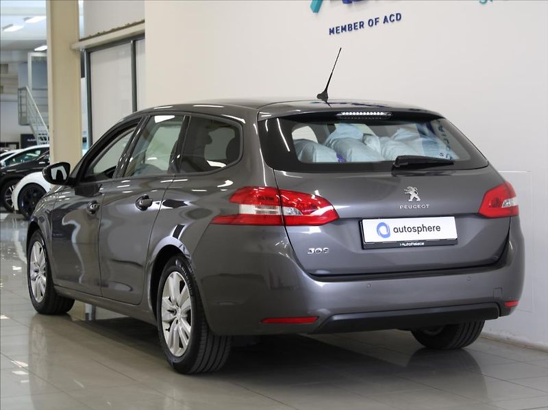 Peugeot 308 1,2 PT 81kW 1.maj.ČR 59tkm! - fotka 3 z 22