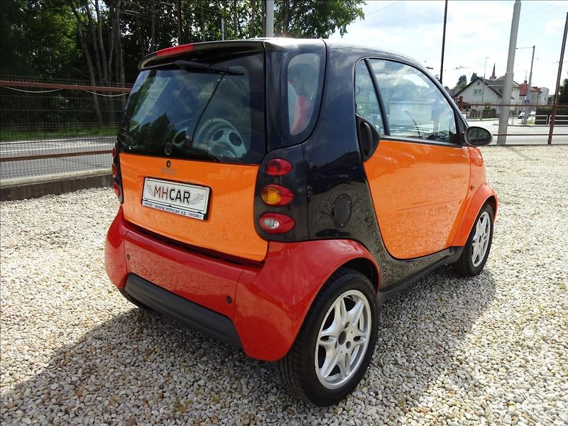 Smart Fortwo 0.7i SADA KOL - fotka 6 z 25