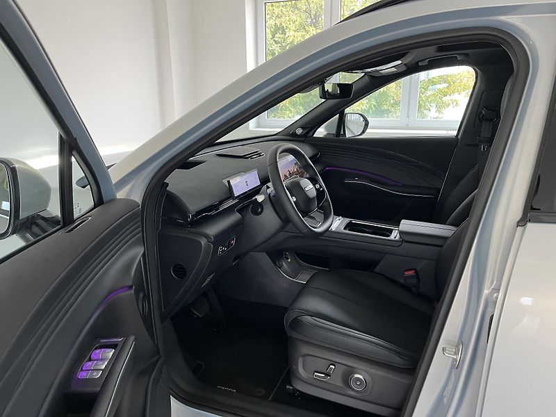 Omoda 7 (2026) 1.6 TGDI PREMIUM - fotka 9 z 25