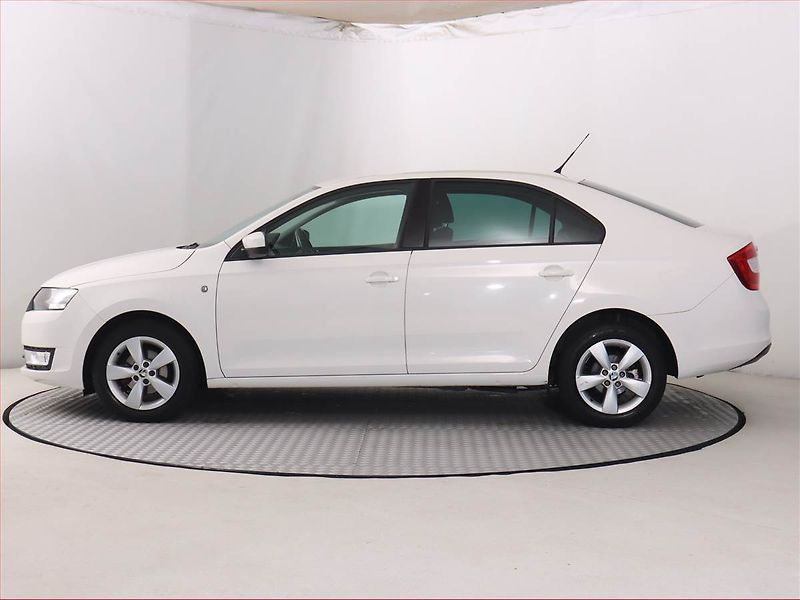 Škoda Rapid (2015) 1.2 TSI, Tempomat - fotka 3 z 18