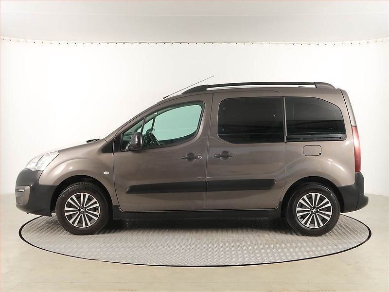 Peugeot Partner (2017) Outdoor 1.6 BlueHDi, 5Míst, SR - fotka 3 z 14