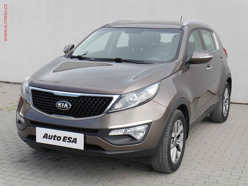 Kia Sportage (2015) 1.6GDi, 2.maj,ČR, AC, tempo - fotka 3 z 18
