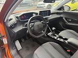 Peugeot 2008 (2023) ALLURE PACK PureTech 130k MAN6 - náhled 12