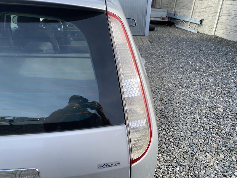 Ford Focus 2.0i 145PS LPG FORD COMBI TOP! - fotka 47 z 170