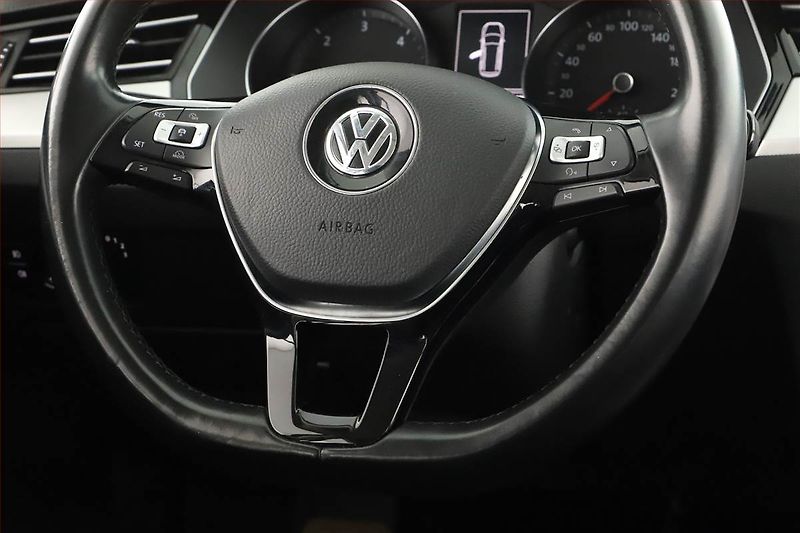 Volkswagen Passat (2015) 2.0 TDI, Automat, Tempomat - fotka 16 z 20