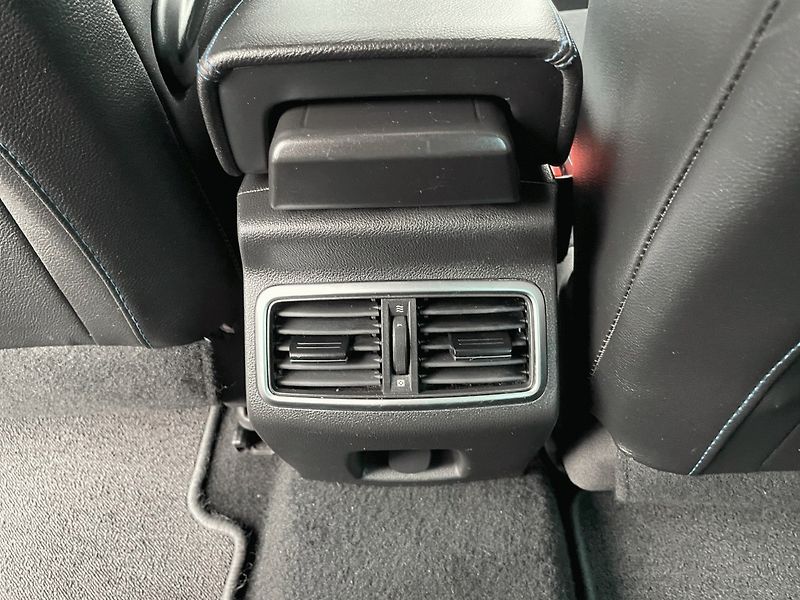 Renault Mégane (2016) 1.6 TCe,GT,Automat,151kW - fotka 31 z 41