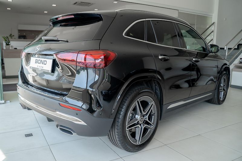 Mercedes-Benz GLA (2025) 200 d 4M/AMGPREMIUM/360/ESP - fotka 3 z 18