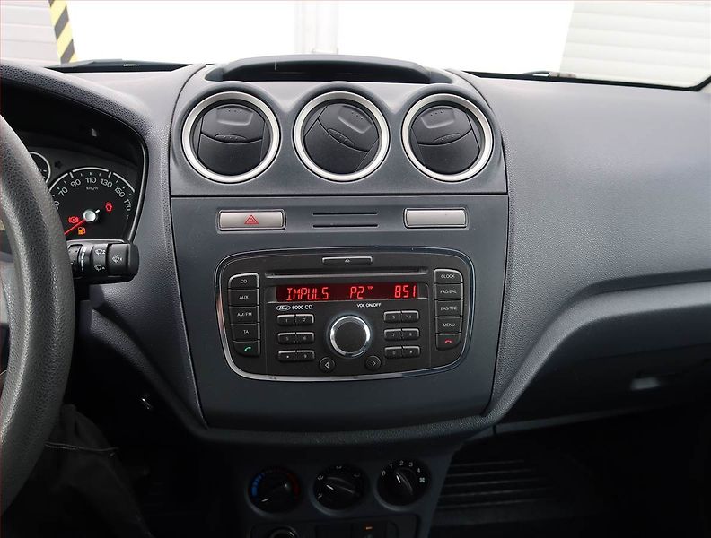 Ford Transit Connect (2013) Maxi 1.8 TDCi, ČR - fotka 11 z 16