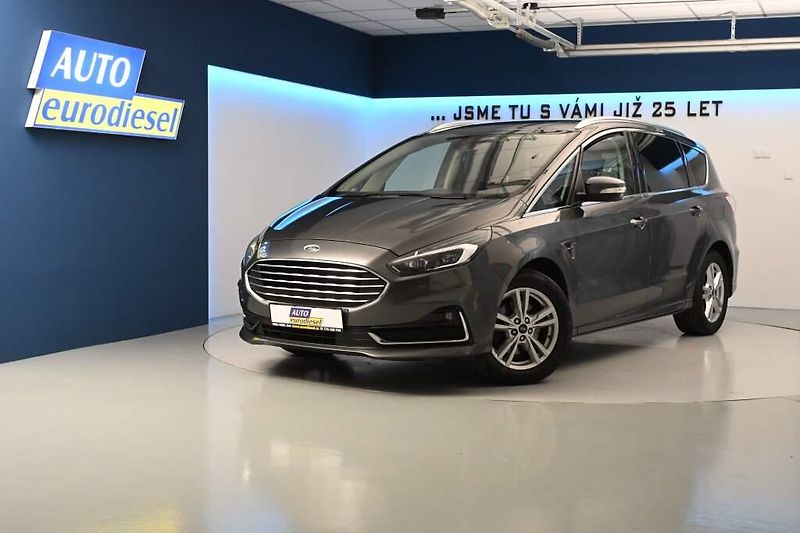 Ford S-MAX (2021) 2.0 7 Míst LED Tažné TITANIUM - fotka 2 z 34