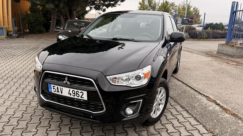 Mitsubishi ASX (2016) 1.6Di-D, ČR,4X4 - fotka 47 z 56