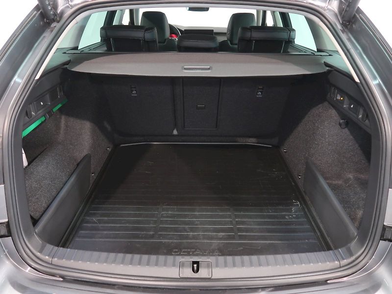 Škoda Octavia (2026) TOP SELECTION 2.0TDI 110KW DSG - fotka 45 z 47