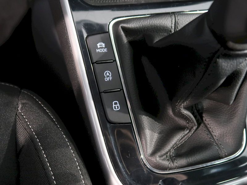 Škoda Fabia (2025) SELECTION 1.0TSI 85KW - fotka 32 z 41