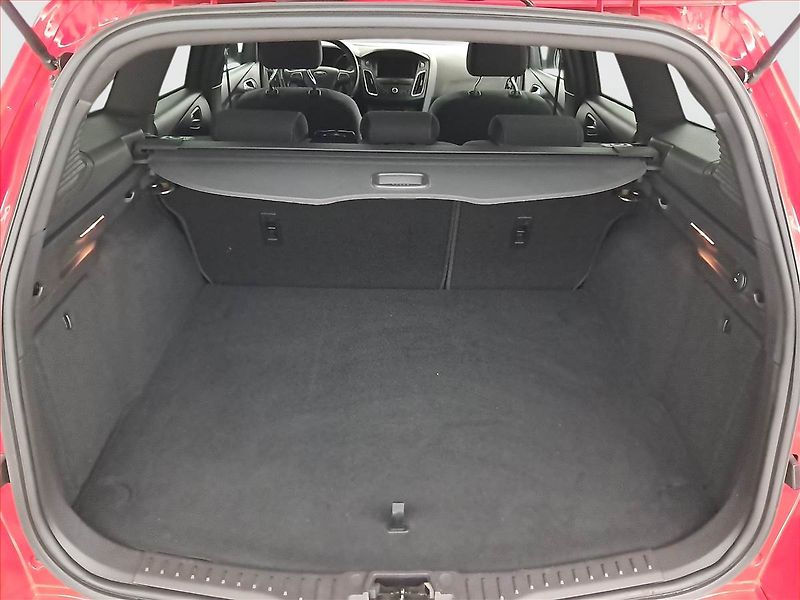 Ford Focus (2018) ST-Line 1.5 EcoBoost, ČR,1.maj - fotka 13 z 20