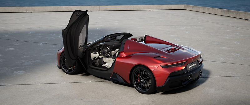 Maserati MC20 (2026) PURA Cielo 630HP - fotka 2 z 11