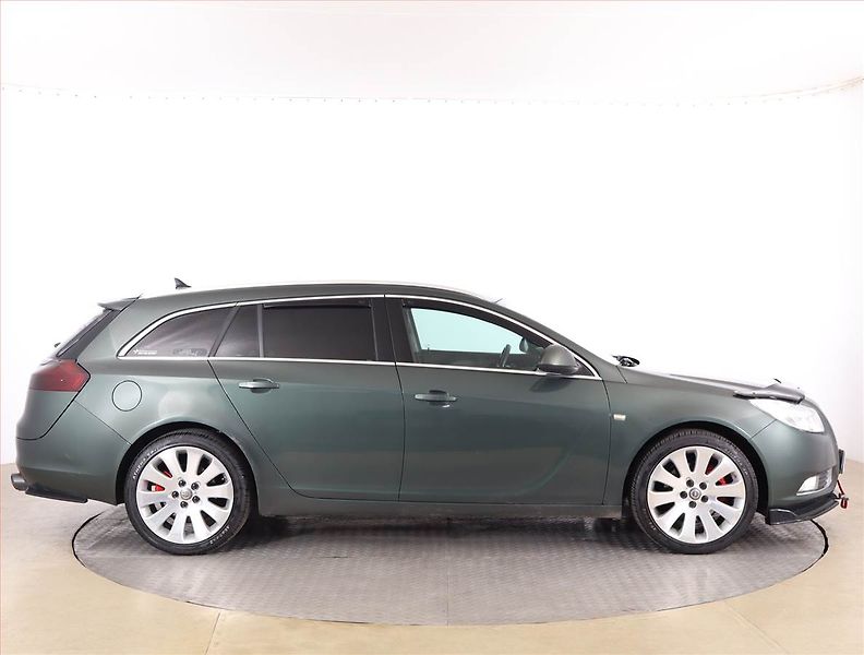 Opel Insignia (2010) 2.0 CDTI, Serv.kniha, nová STK - fotka 6 z 16