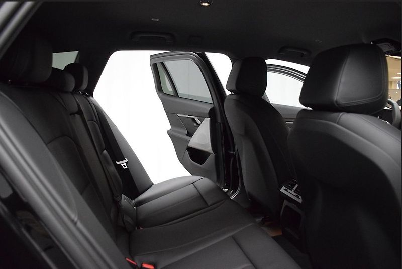 BMW Řada 5 530e xDrive Touring Tažné - fotka 17 z 19