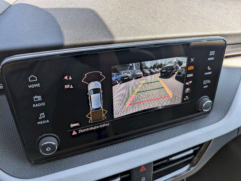 Škoda Scala (2025) 1,0 TSI / 85 kW Top Selection - fotka 18 z 30