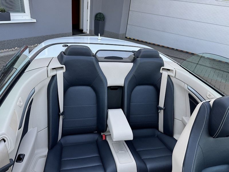 Mercedes-Benz Třídy E (2015) 250d Ad.LED Harman/Kardon - fotka 19 z 50