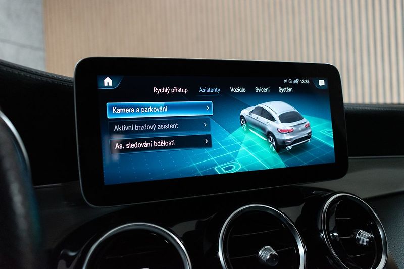 Mercedes-Benz GLC 220d AMG*4MATIC*AIRMATIC*DPH* - fotka 29 z 43