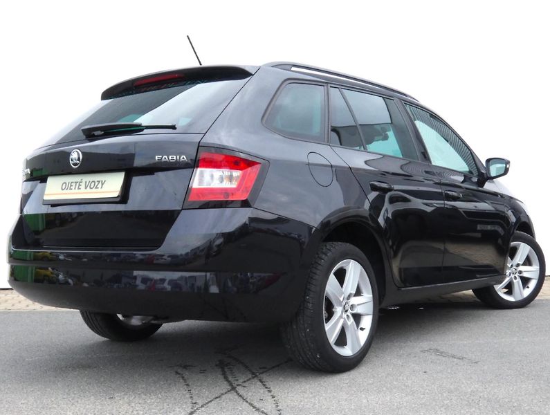 Škoda Fabia (2017) Combi Style 1.2 TSI 81KW - fotka 10 z 29