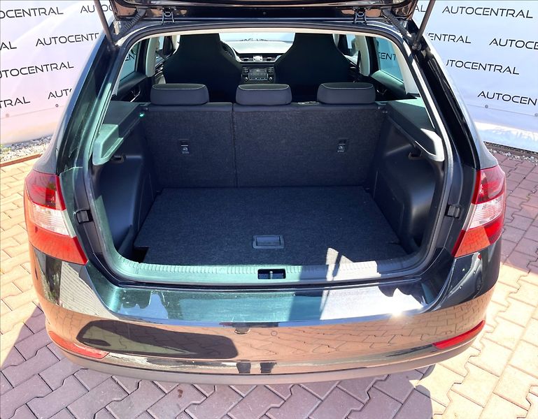 Škoda Rapid 1,0 TSi,serv.hist.,DPH,STK 3/2 - fotka 11 z 26
