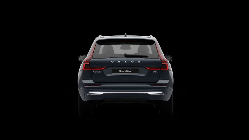 Volvo XC60 (2026) ULTRA BRIGHT, B5 AWD, 184+10 k - fotka 3 z 13