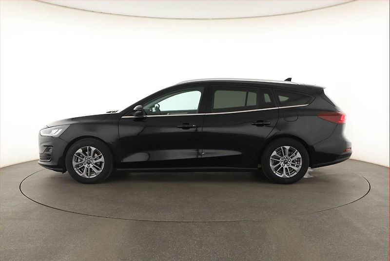 Ford Focus (2024) Titanium 1.0 MHEV, Automat, ČR - fotka 3 z 20