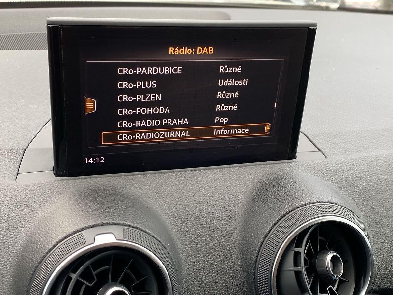 Audi Q2 (2017) 2.0 TDI Quattro DSG - fotka 11 z 39
