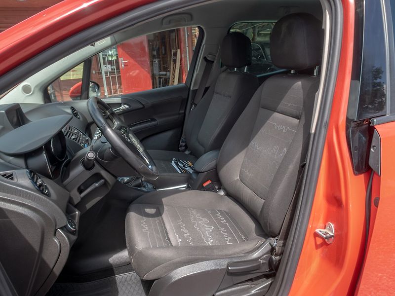 Opel Meriva (2016) ČR 1.4T 88KW – 2x KOLA - fotka 13 z 42