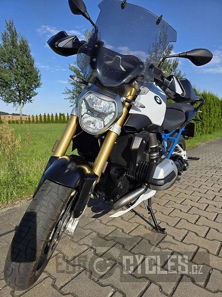 BMW R 1200 R (2021) - fotka 10 z 18