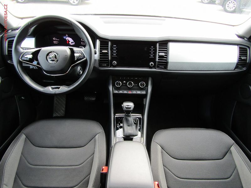 Škoda Kodiaq (2022) 2.0 TDi, Ambition, DSG, LED - fotka 8 z 20
