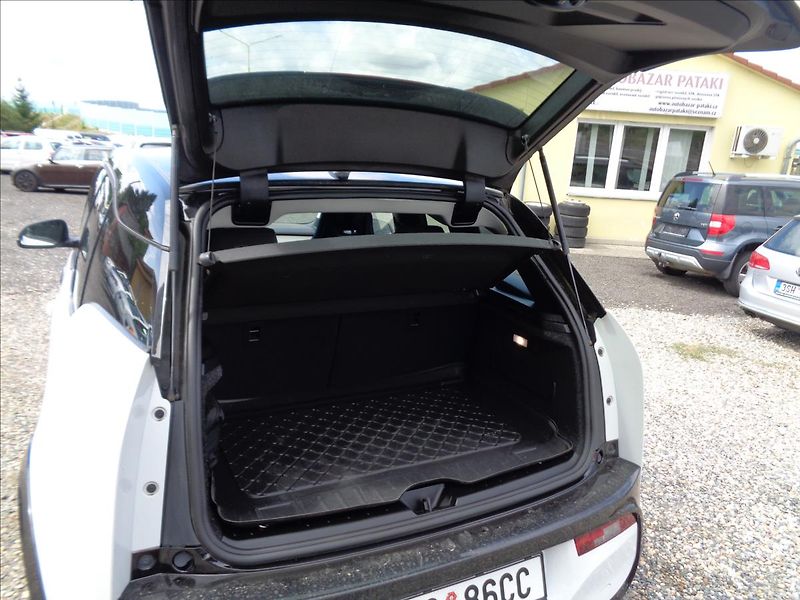 BMW i3 0,0   s - fotka 10 z 21