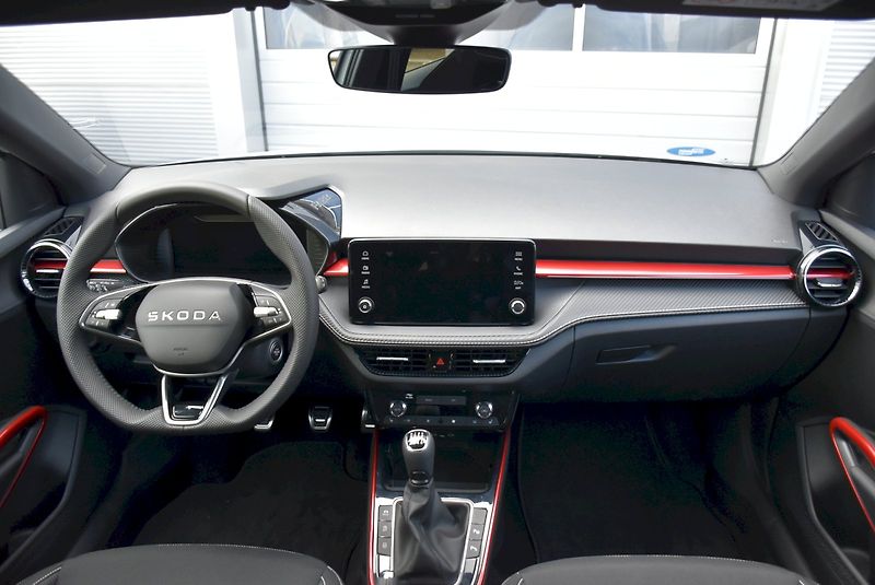 Škoda Fabia (2025) Monte Carlo 1,0 TSI 85 kW 6° m - fotka 5 z 33