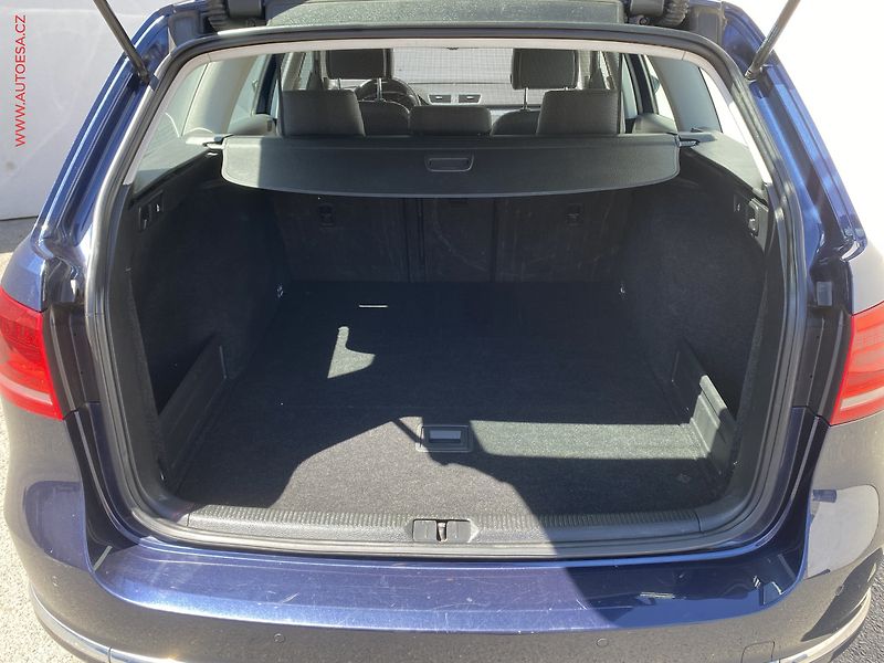 Volkswagen Passat (2014) 2.0 TDi 4x4, Highline, bixen - fotka 7 z 17