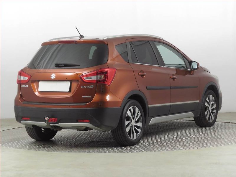 Suzuki SX4 S-Cross (2017) 1.4 BoosterJet, 4X4 - fotka 5 z 22