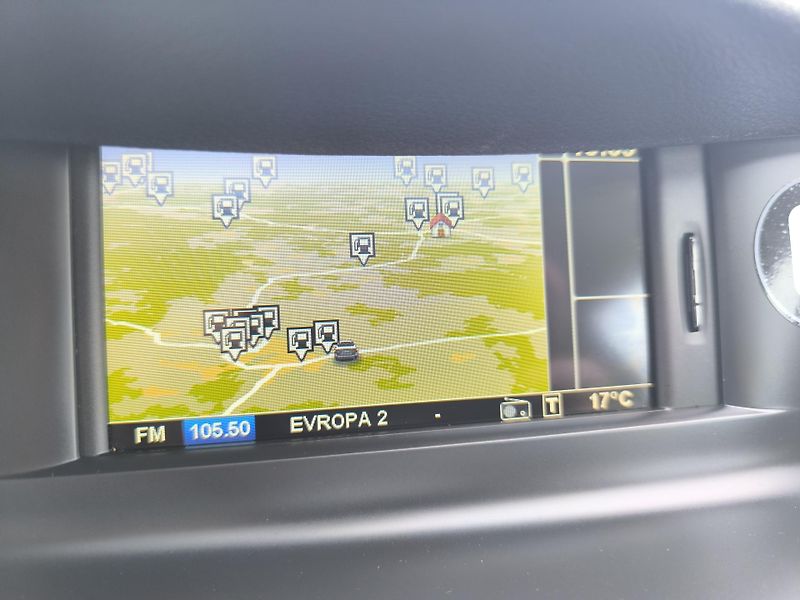 Renault Latitude (2011) 2.0 dCi 1MAJITEL,NOVÉ ČR - fotka 25 z 32