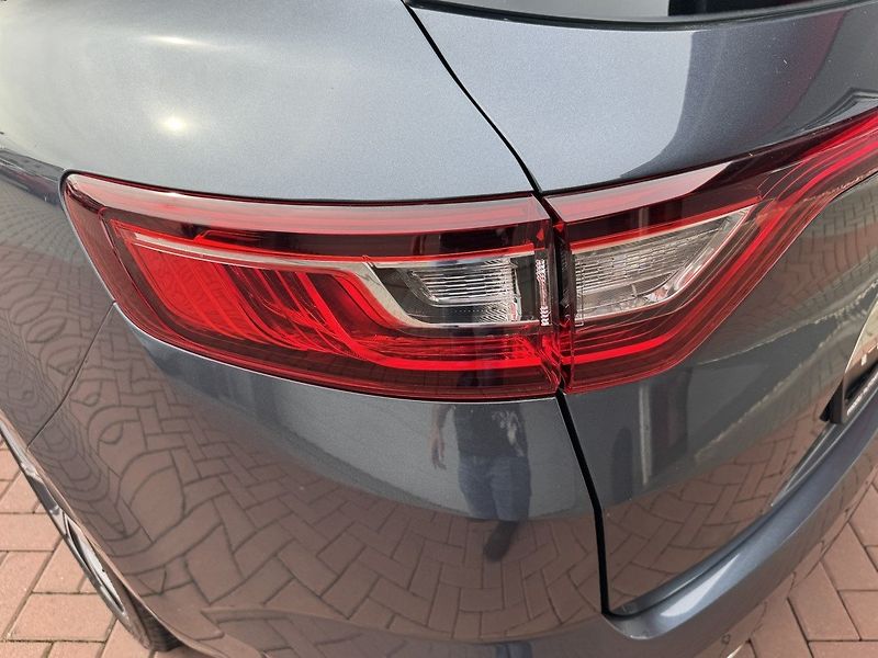 Renault Mégane (2016) 1.6dCi Bose Navi Polokůže - fotka 41 z 50