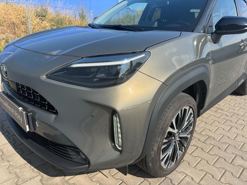 Toyota Yaris Cross 1.5 HSD e-CVT Executive AWD - fotka 28 z 30