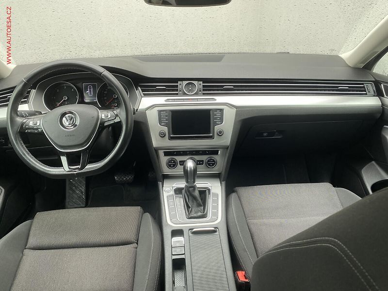 Volkswagen Passat (2015) 1.6TDi, Comfortline, DSG - fotka 8 z 18