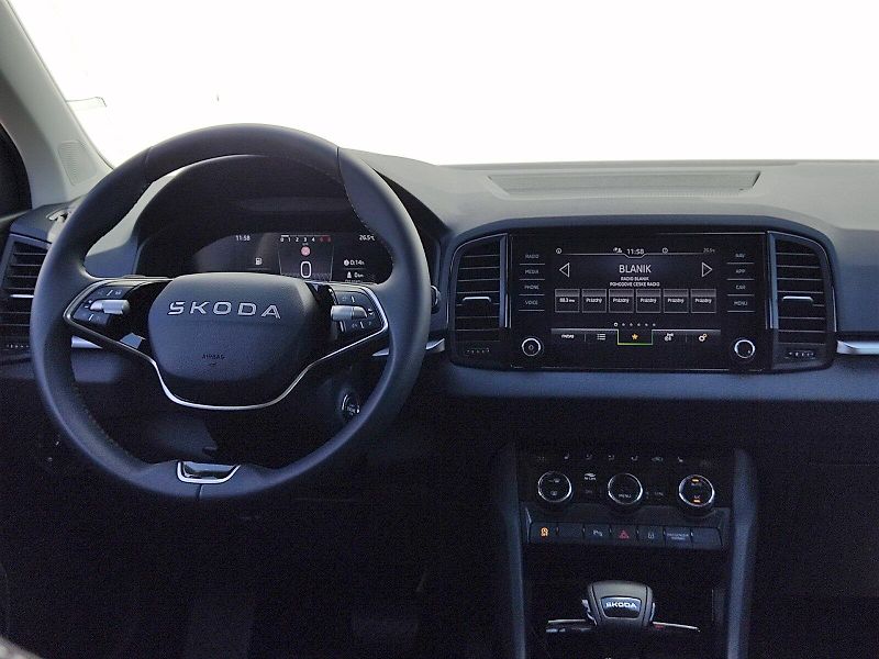 Škoda Karoq (2025) Selection 1,5 Tsi 110 Kw DSG - fotka 6 z 36